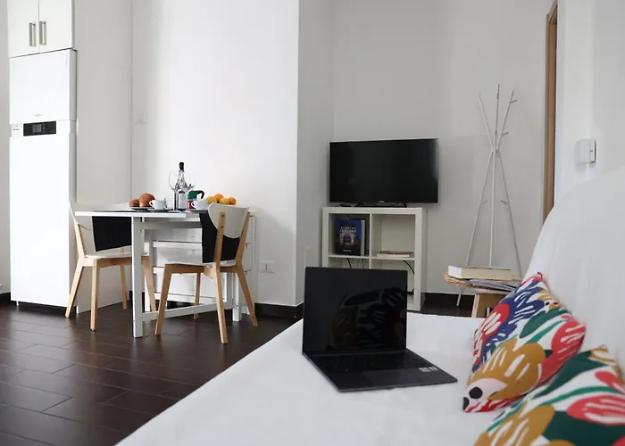 Aurora Centro بيت للعطل ريميني