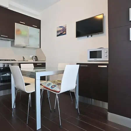 Aurora Centro * Rimini