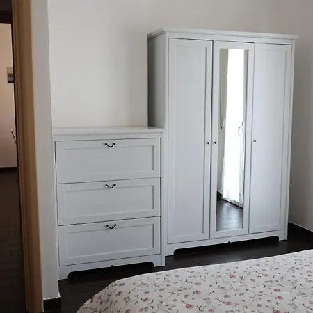 Aurora Centro Nyaraló *