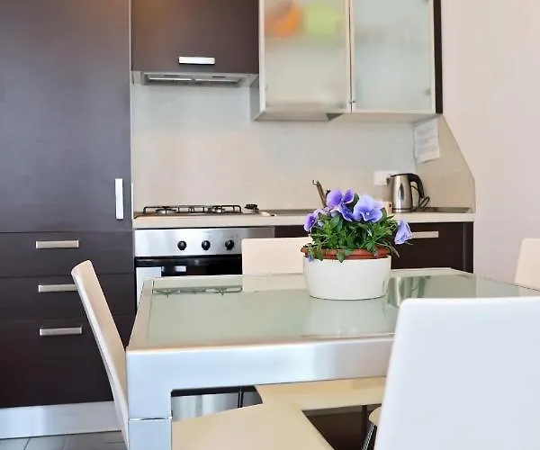 Nyaraló Aurora Centro *