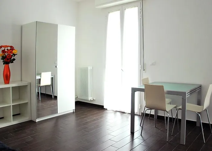 Aurora Centro Nyaraló *